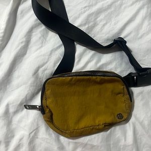 Lululemon Everywhere Belt Bag Gold Spice